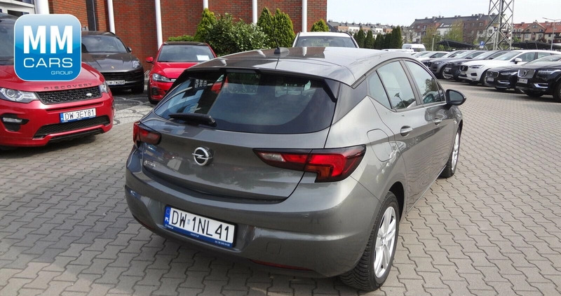 Opel Astra cena 54850 przebieg: 136365, rok produkcji 2021 z Ostroróg małe 191